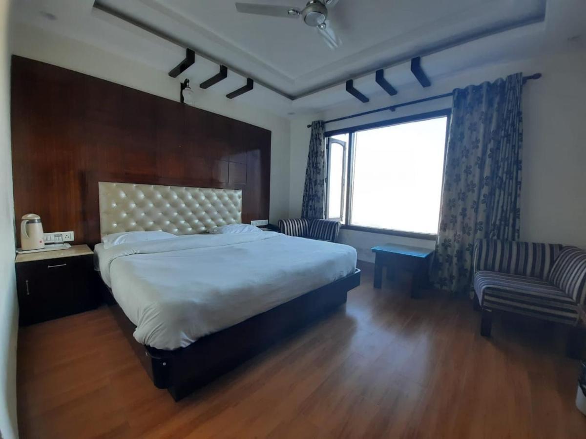 Hotel Basera Mussoorie Buitenkant foto