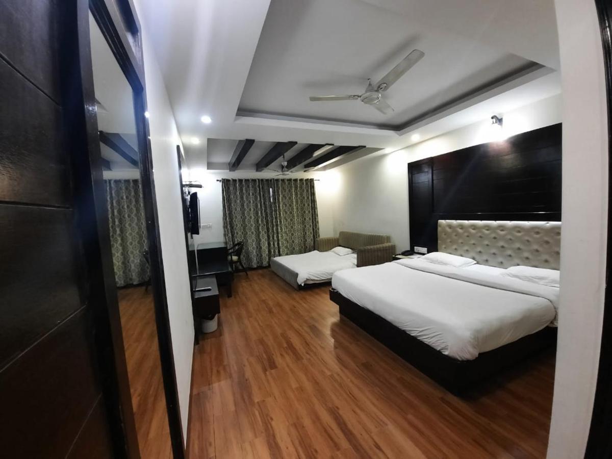 Hotel Basera Mussoorie Buitenkant foto